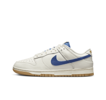 Nike Dunk Low SE (DX3198 133) in weiss