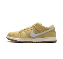 Nike SB Dunk Saturn Gold Pro Low (FJ1674-700)