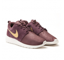 Nike Roshe One Suede (685280 270)