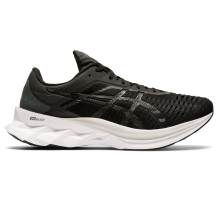 Asics Novablast (1011A681-002) in schwarz