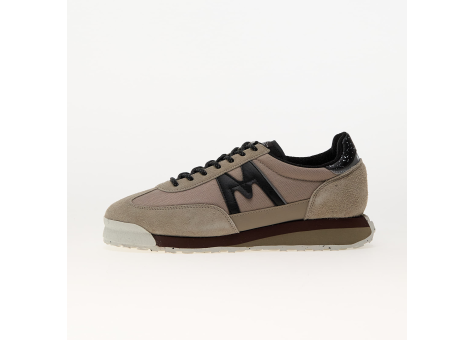 Karhu Mestari Control Vintage Khaki Caviar (F840014) grün