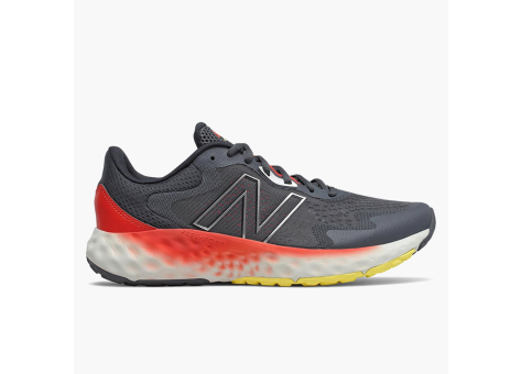 New Balance Fresh Foam EVOZ (MEVOZLR-020) grau