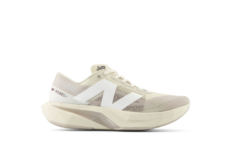 New Balance FuelCell Rebel v4 (WFCXSYD) weiss