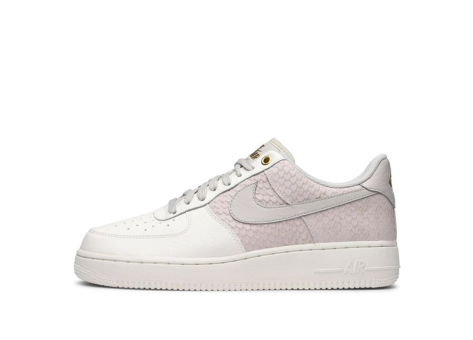 Nike Air Force 1 07 LV8 (823511100) weiss