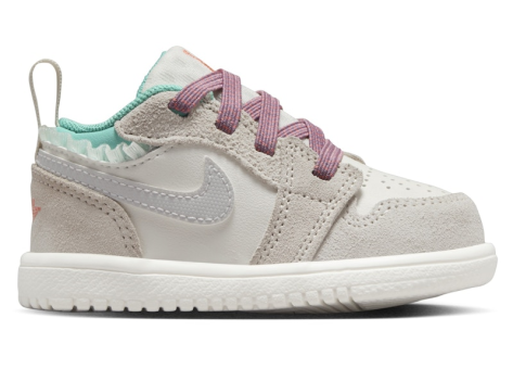 Jordan 1 Low Alt SE TD (FQ8092 100) bunt