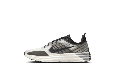 Nike Lunar Roam (DV2440-102) weiss