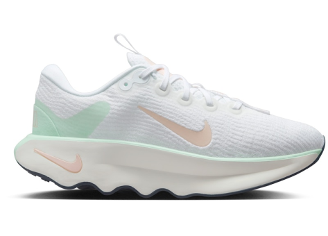Nike Motiva (HQ3506-100) weiss