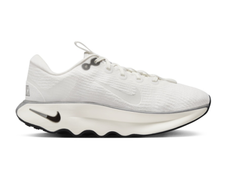 Nike Motiva (DV1238 103) weiss