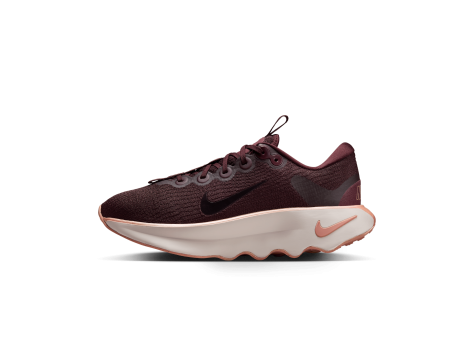 Nike Motiva Burgundy Crush Sepia Silt (DV1238-604) rot