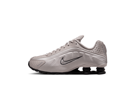 Nike Shox R4 (IH0265-009) beige