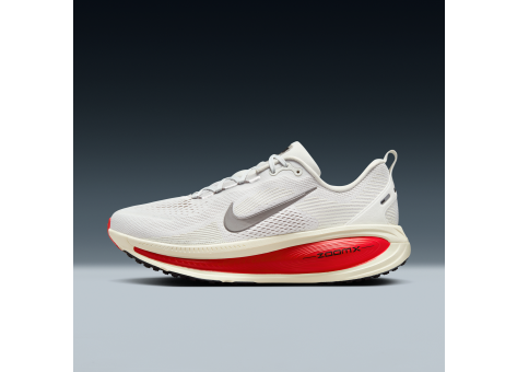 Nike Vomero 18 (HM6803-001) weiss