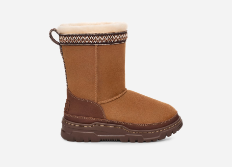 UGG Classic Short TrailGazer (1157694K-CHE) braun