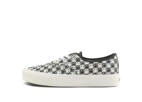 Vans Classic Checkerboard Slip On Shoe (VN000BVWKIG) bunt