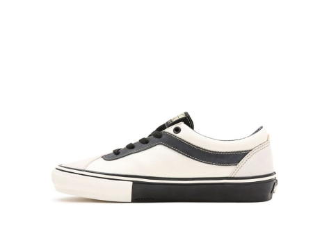 Vans Rassvet x Skate Bold Marshmallow (VN0A5JIK9CO) bunt