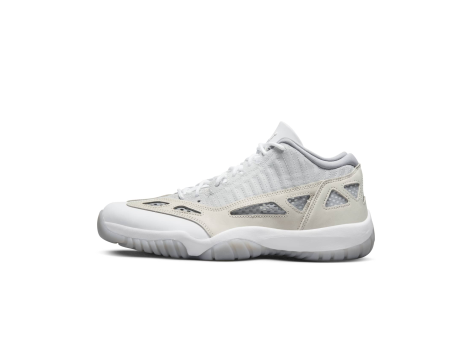 NIKE JORDAN Air Jordan 11 Retro Low IE Light Orewood Brown (919712-102) weiss