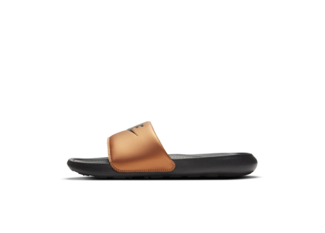 Nike Victori One (CN9677-003) braun