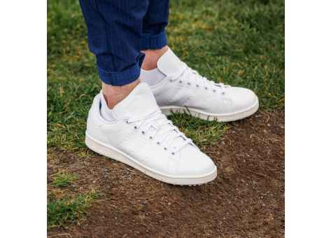 All white adidas stan smith online