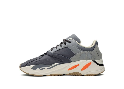 adidas Yeezy Boost 700 Magnet (FV9922) grau