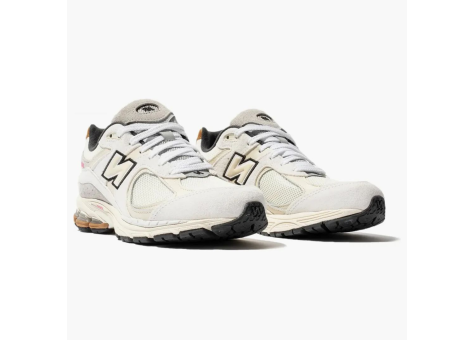New Balance 2002R Warm Alpaca (M2002RQW) weiss