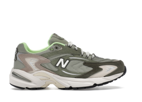 New Balance 725 (ML725UE) bunt