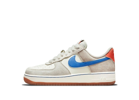 Nike Air Force 1 07 SE (DA8302-100) beige