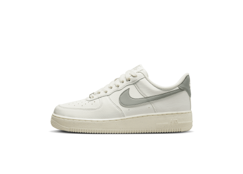Nike Air Force 1 07 Next Nature (DN1430-107) weiss