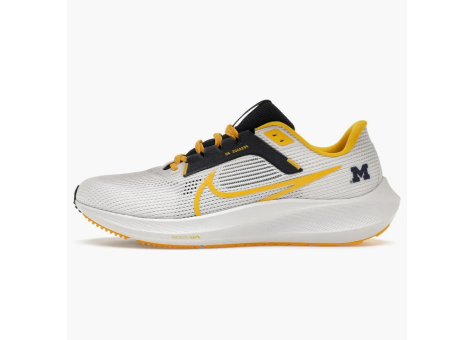 Nike Air Zoom Pegasus 40 Michigan (DZ6001 100) weiss