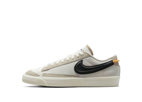 Nike Blazer Low 77 SE Moving Company (DV0798-100) weiss