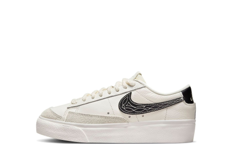 Nike Blazer Low Platform Needlework (FJ4556-133) weiss