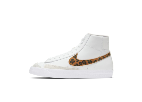 Nike Blazer Mid 77 SE (DA8736 101) weiss