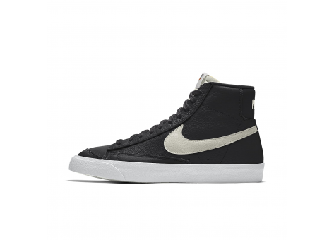 Nike Blazer Mid 77 By You (DO7432-900) schwarz