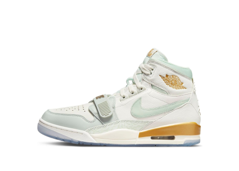 Jordan Legacy 312 Sail Pistachio Frost (DR8486-131) weiss