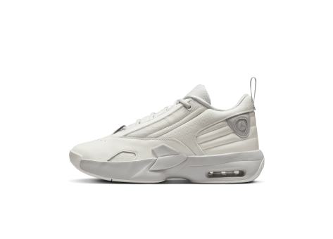 NIKE JORDAN Max Aura 6 (FQ7943-101) weiss