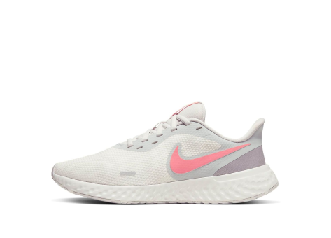 Nike Revolution 5 (BQ3207-101) weiss