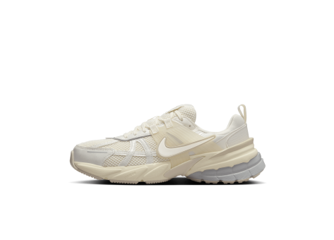 Nike WMNS V2K Run (HQ1512-110) weiss