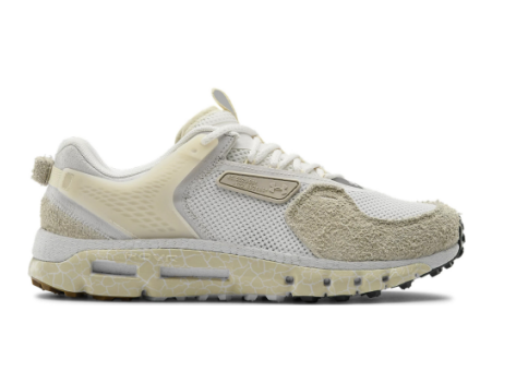 Under Armour UA HOVR Summit WB SB (3022978-102) weiss
