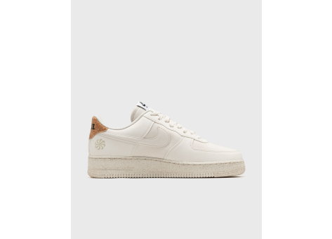 NIKE Air Force 1 '07 LV8 DV7184 001 - Shiekh