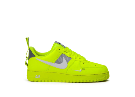 Nike Air Force 1 07 LV8 Utility (AJ7747-700) gelb
