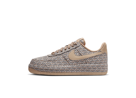 Nike Air Force 1 LX United in Victory Low (DZ2789-200) beige