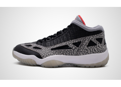 Jordan Air 11 Retro Low IE (919712-006) schwarz