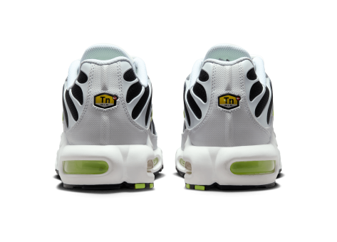 Air max plus white tiger online