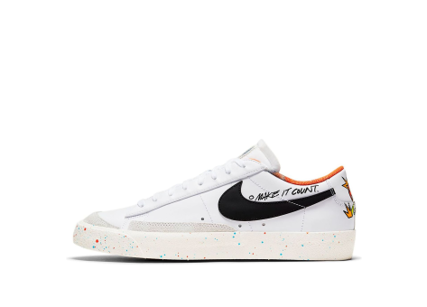 Nike Blazer Low 77 Make It Count (DJ4279-101) weiss