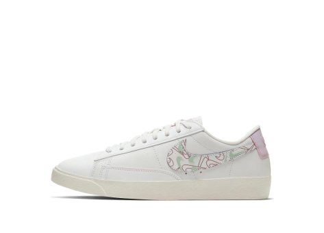 Nike Blazer Low SE Day Valentines (CT5750-100) weiss