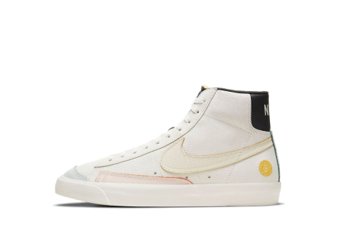 Nike Blazer Mid 77 Dia los de Muertos (DC5185-133) weiss