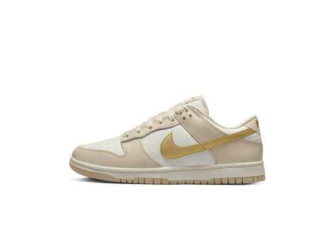 Nike Dunk Low Metallic Gold (DX5930 001) weiss