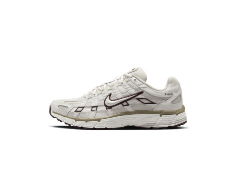 Nike P 6000 (HF0728-201) weiss