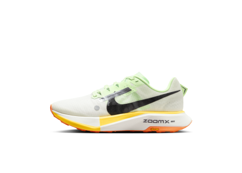 Nike Ultrafly (DZ0489102) weiss