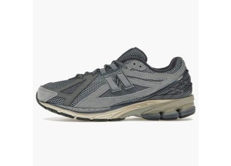 New Balance 1906R x Flint Stone AURALEE (M1906RAL) grau