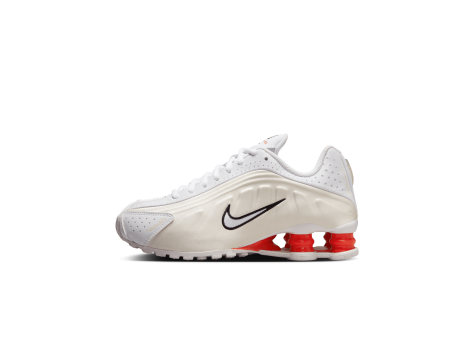 Nike Shox R4 (CW2626-102) weiss