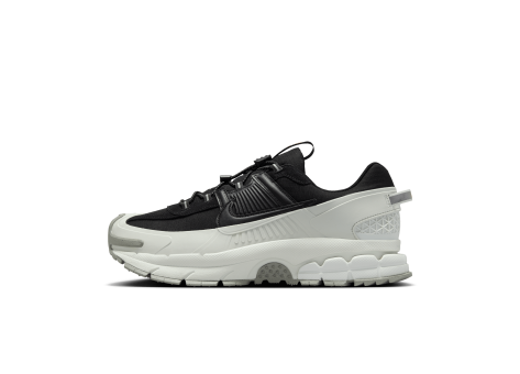 Nike Zoom Vomero Roam winterfester (FV2295-001) schwarz